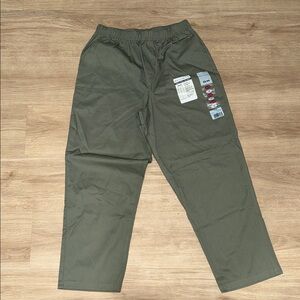 White Stag Women's Olive Cargo Pants